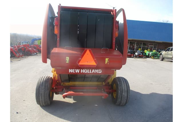 Image of New Holland RB450 equipment image 3
