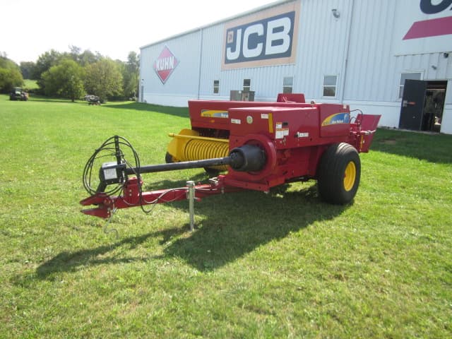 Image of New Holland BC5070 equipment image 3