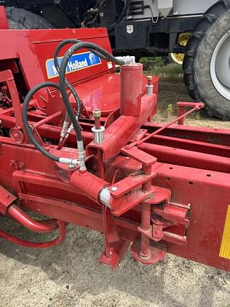 Image of New Holland BC5070 equipment image 1