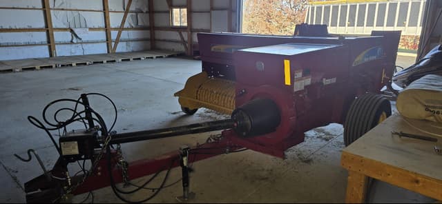 Image of New Holland BC5070 equipment image 1