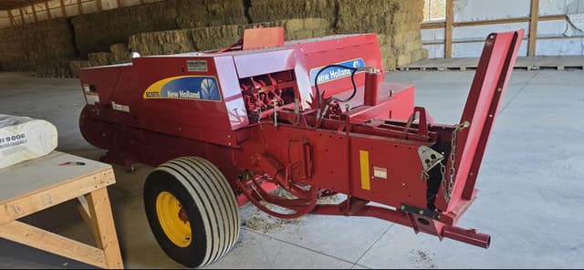 Image of New Holland BC5070 equipment image 3