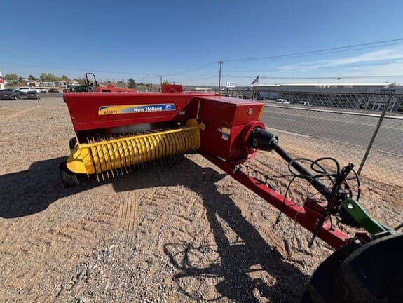 Image of New Holland BC5070 equipment image 3