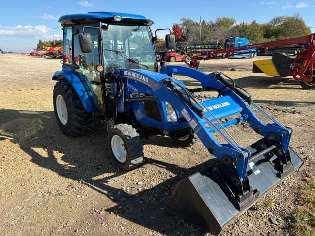 Image of New Holland Boomer 40 equipment image 1