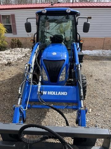 Image of New Holland Boomer 40 equipment image 4