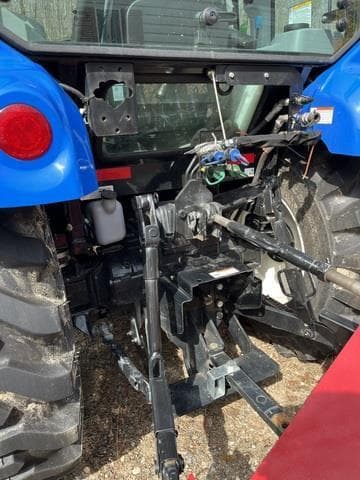 Image of New Holland Boomer 40 equipment image 3