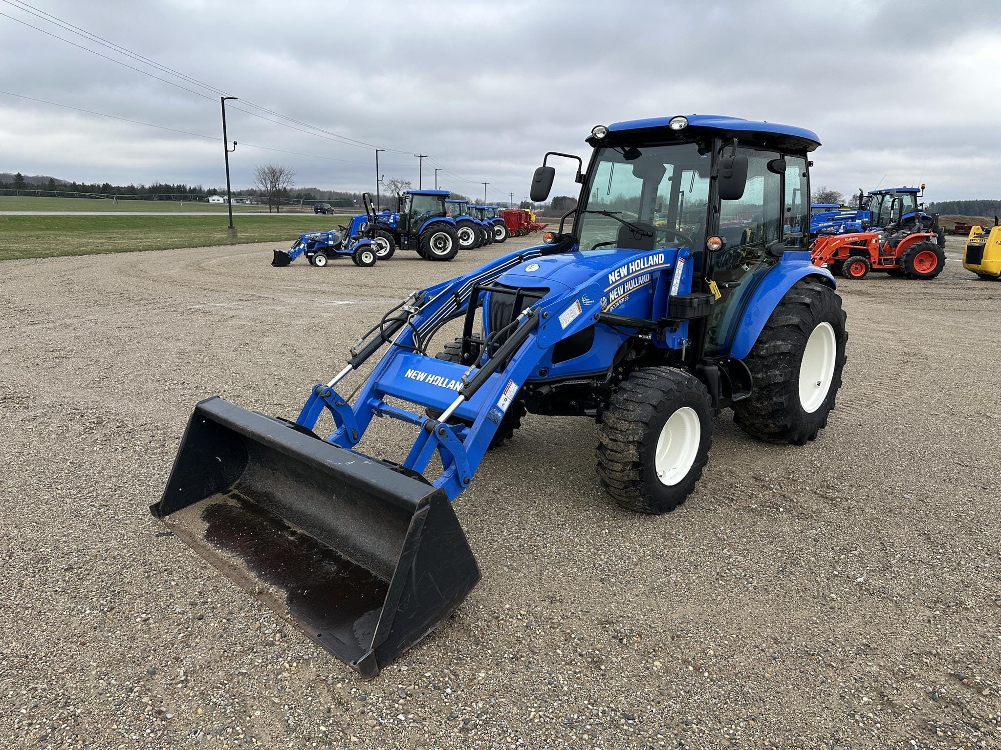 2020 New Holland Boomer 55 Equipment Image0
