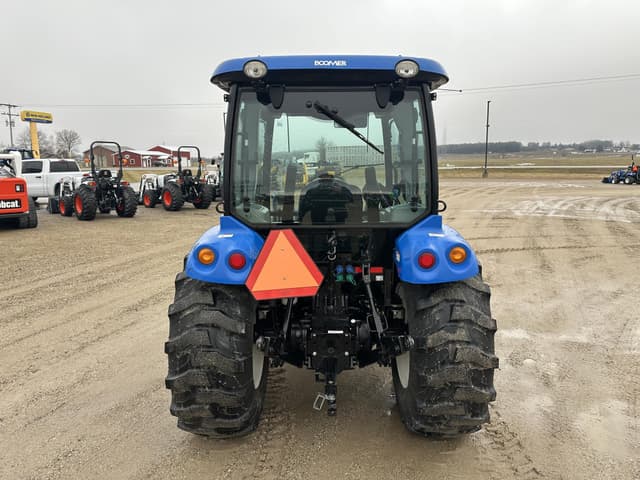 Image of New Holland Boomer 55 equipment image 3