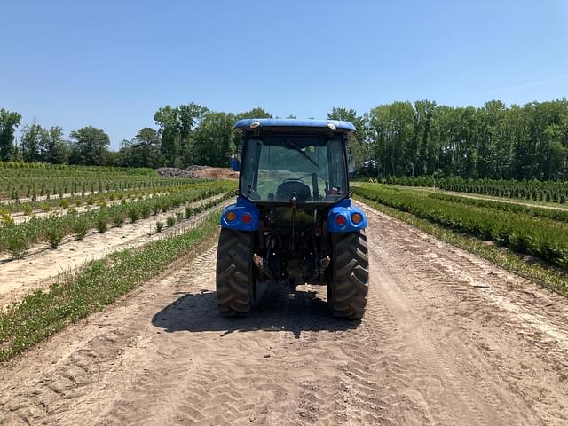 Image of New Holland Boomer 55 equipment image 3