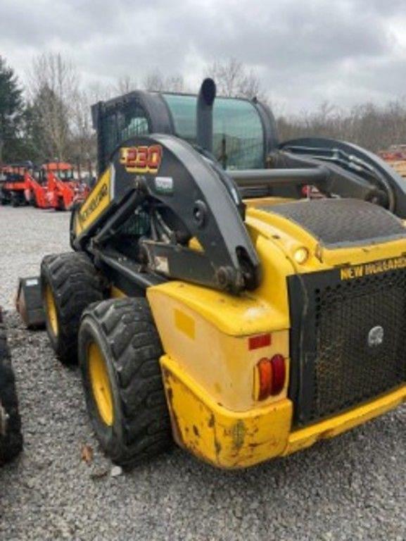 Image of New Holland C232 Primary image