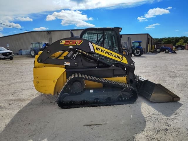 Image of New Holland C237 equipment image 3