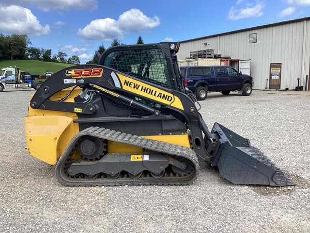 Image of New Holland C332 equipment image 2