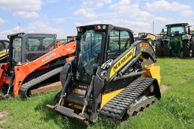 Image of New Holland C337 equipment image 3
