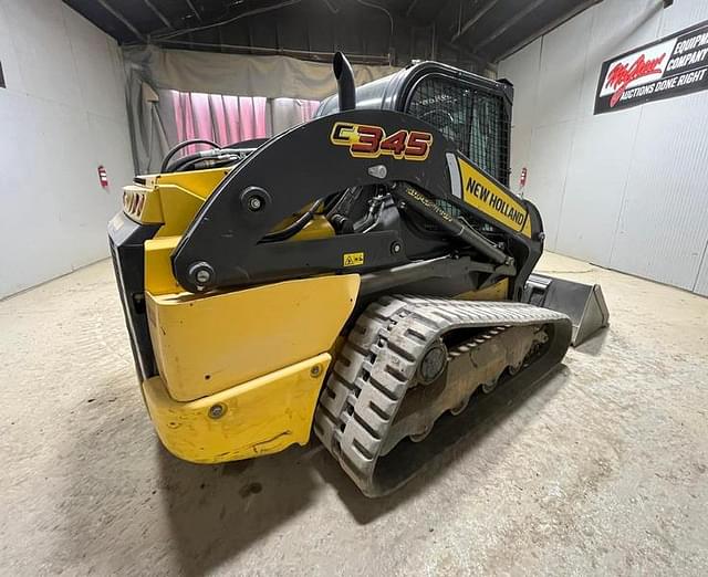 Image of New Holland C345 equipment image 4