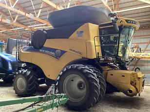 Main image New Holland CR8.90 0