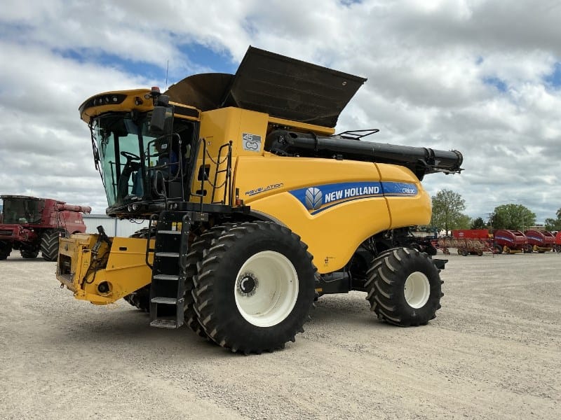2020 New Holland CR8.90 Equipment Image0