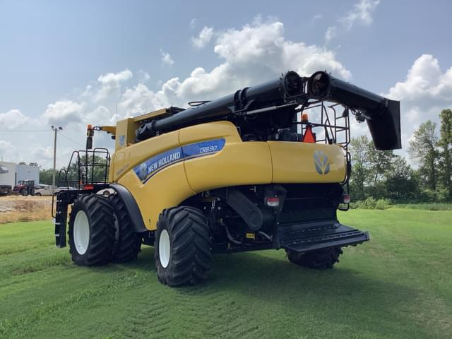 Image of New Holland CR8.90 equipment image 4