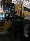 2020 New Holland CR8.90 Image