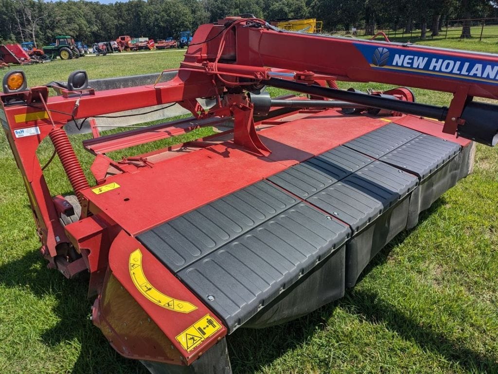 2020 New Holland 313 Equipment Image0