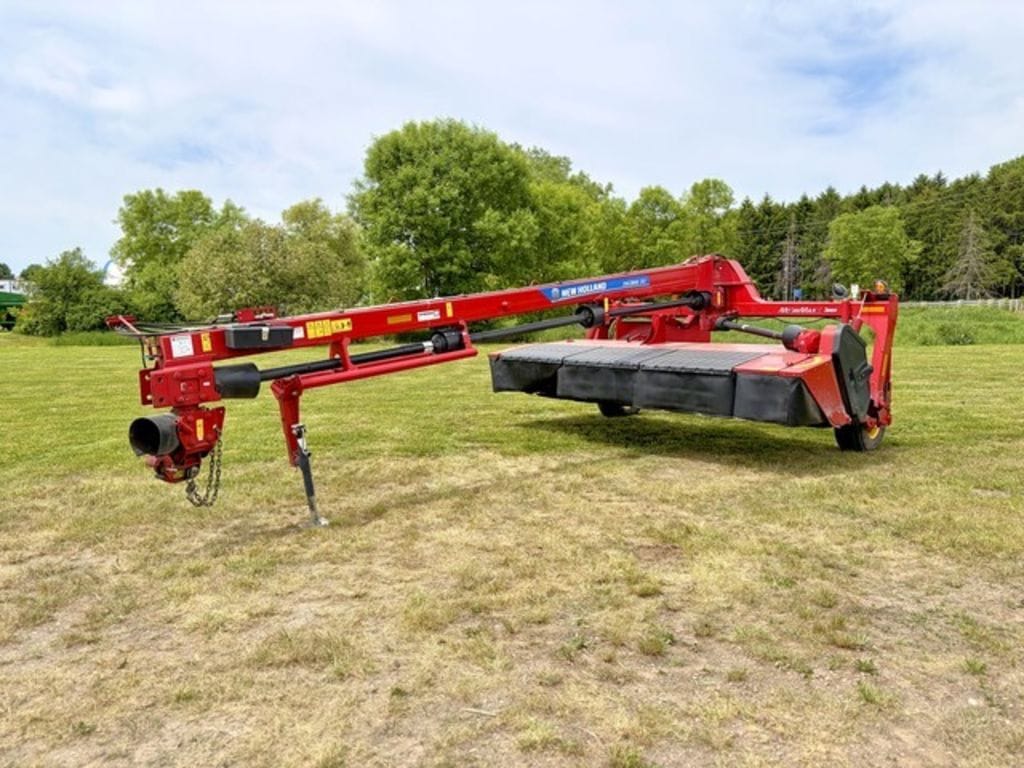 2020 New Holland 313 Equipment Image0