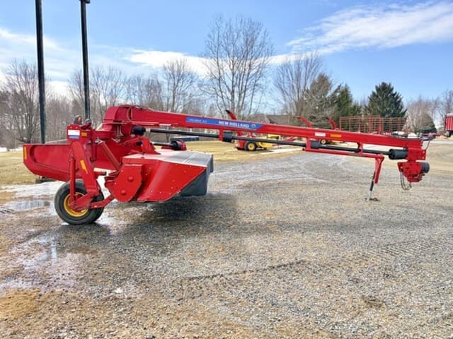 Image of New Holland 313 equipment image 1