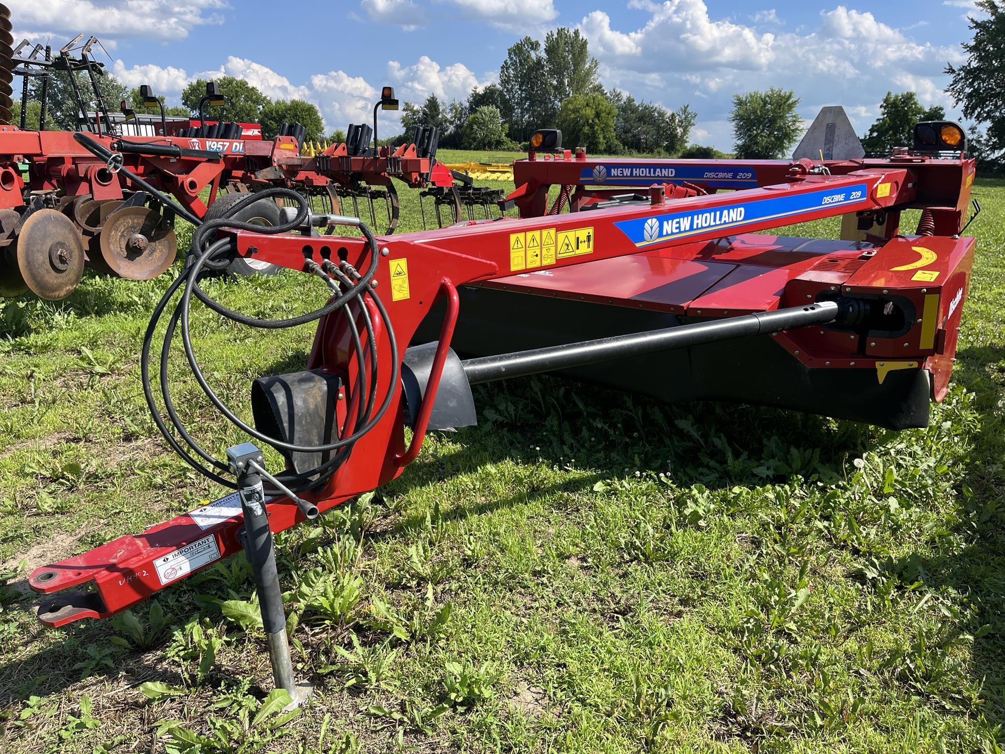 2020 New Holland Discbine 209 Equipment Image0