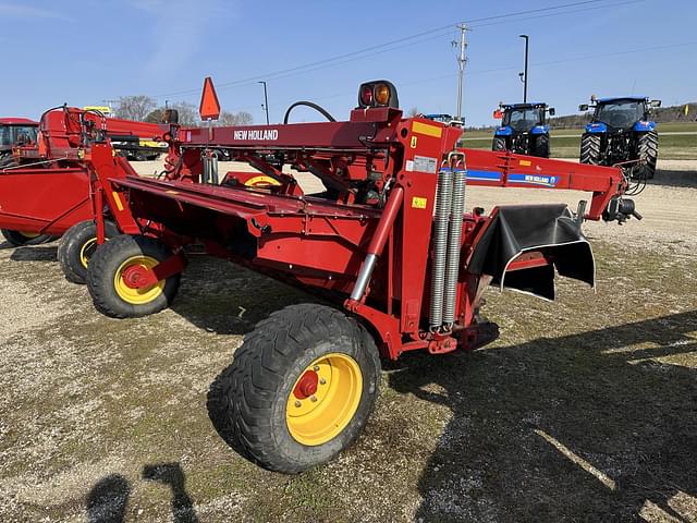 Image of New Holland 312 equipment image 3