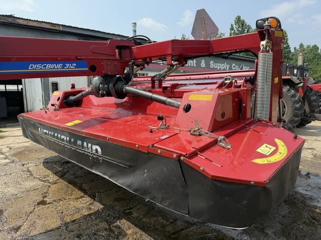 Image of New Holland 312 equipment image 1