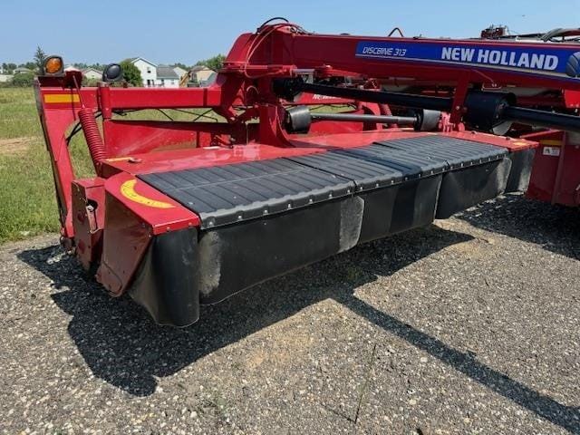 2020 New Holland 313 Equipment Image0