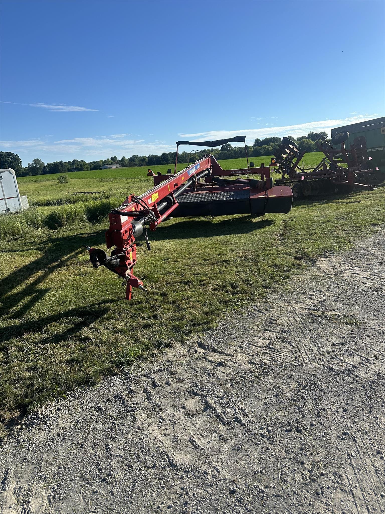 2020 New Holland 316 Equipment Image0