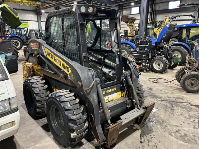 Image of New Holland L318 equipment image 1
