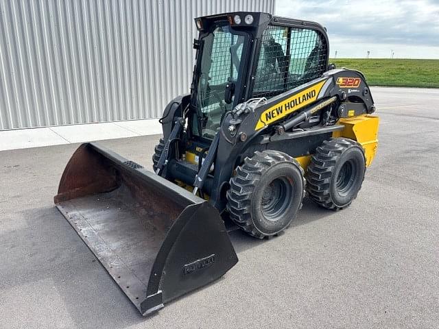 Image of New Holland L320 equipment image 1