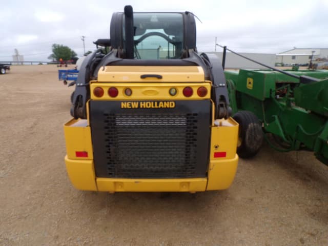 Image of New Holland L320 equipment image 4