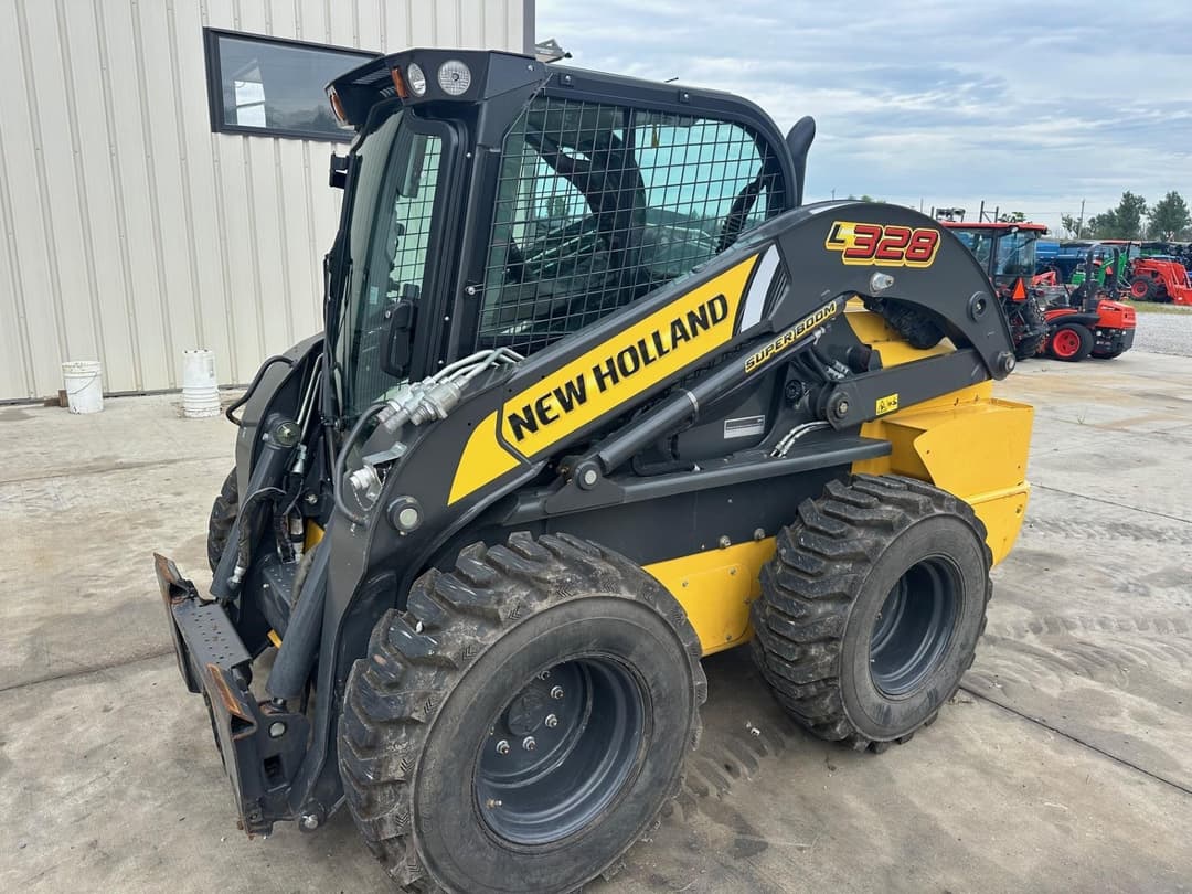 Image of New Holland L328 Primary image