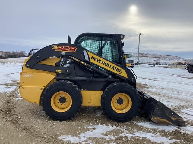 Image of New Holland L328 equipment image 1