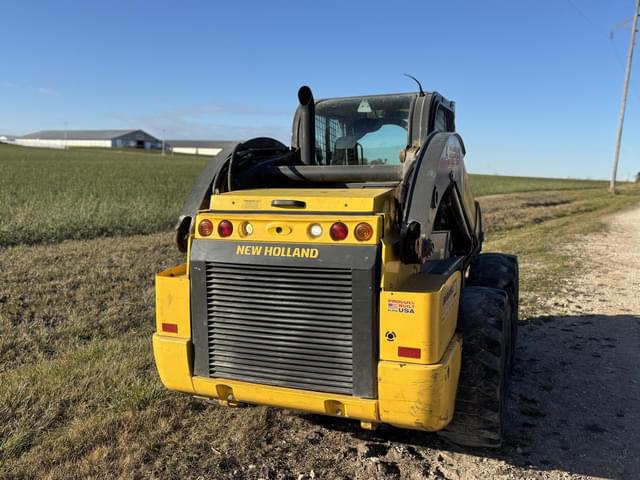 Image of New Holland L328 equipment image 2