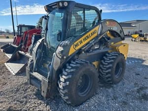 2020 New Holland L328 Image