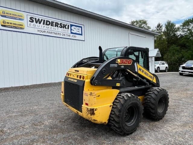 Image of New Holland L328 equipment image 2