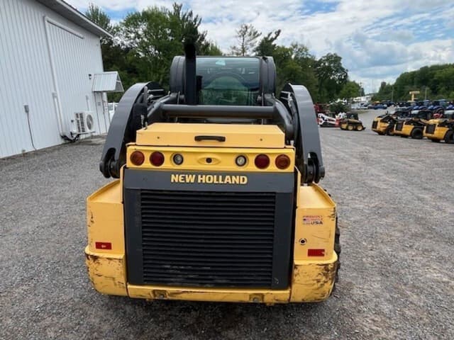 Image of New Holland L328 equipment image 3