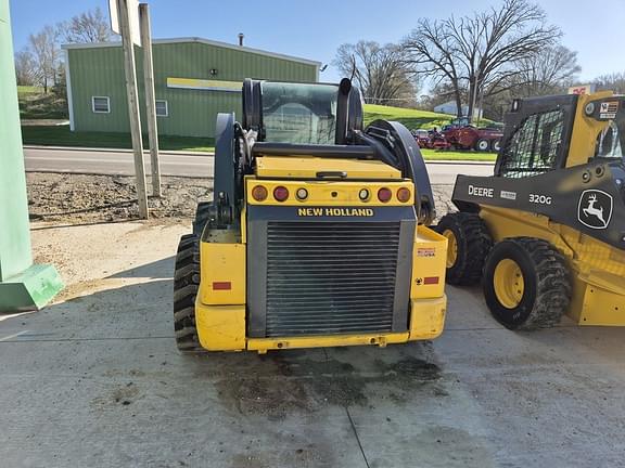 Image of New Holland L334 equipment image 2
