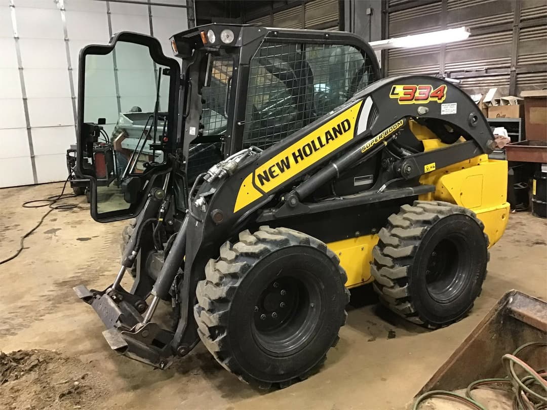 Image of New Holland L334 Primary image