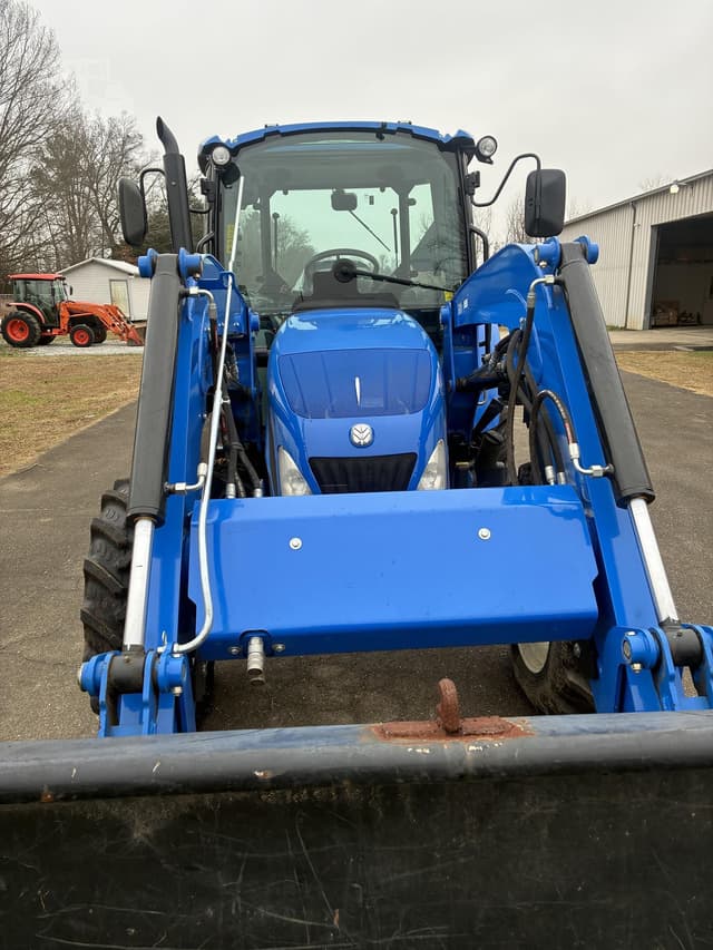 Image of New Holland PowerStar 75 equipment image 2