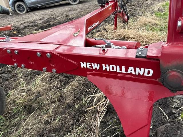 Image of New Holland ProCart 1022 equipment image 4