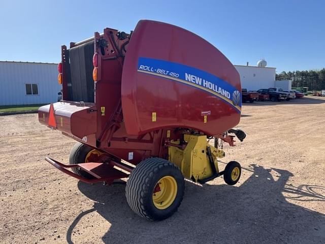 Image of New Holland RB450 equipment image 4