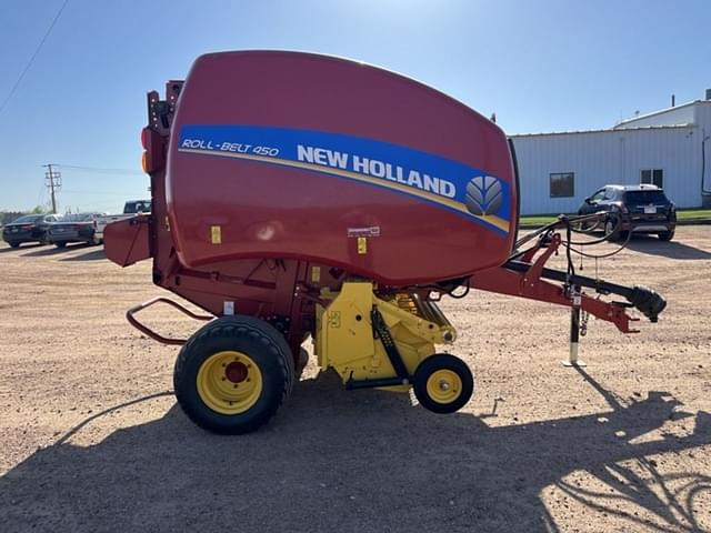 Image of New Holland RB450 equipment image 3