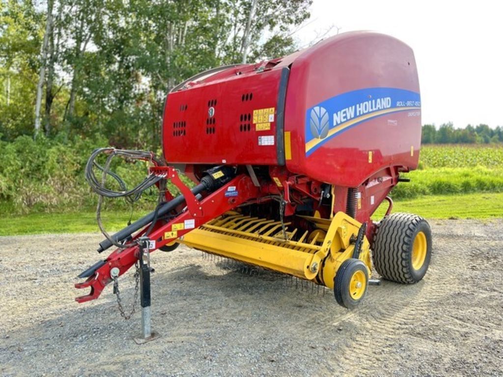 2020 New Holland RB450 Equipment Image0
