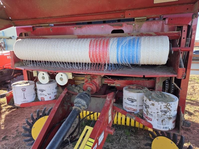 2020 New Holland RB450 Equipment Image0