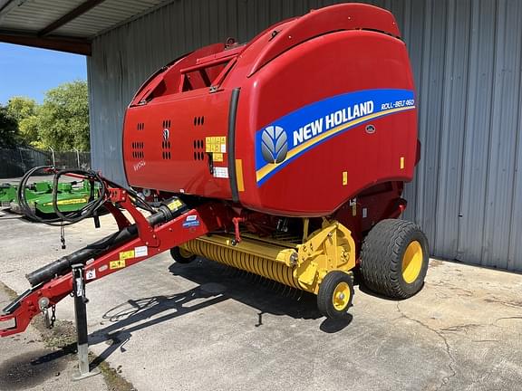 Image of New Holland RB460 equipment image 2
