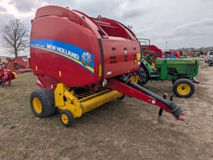 2020 New Holland RB460 Image