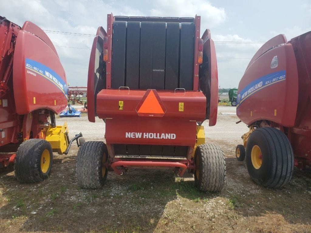 2020 New Holland RB460 Equipment Image0