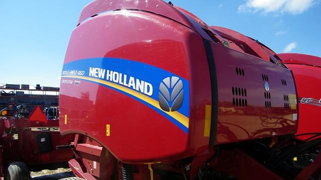 Image of New Holland RB460 equipment image 4